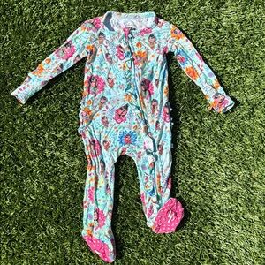 Posh Peanut Malala Print Footed Ruffle Butt Pajamas 6-9 Mos.
